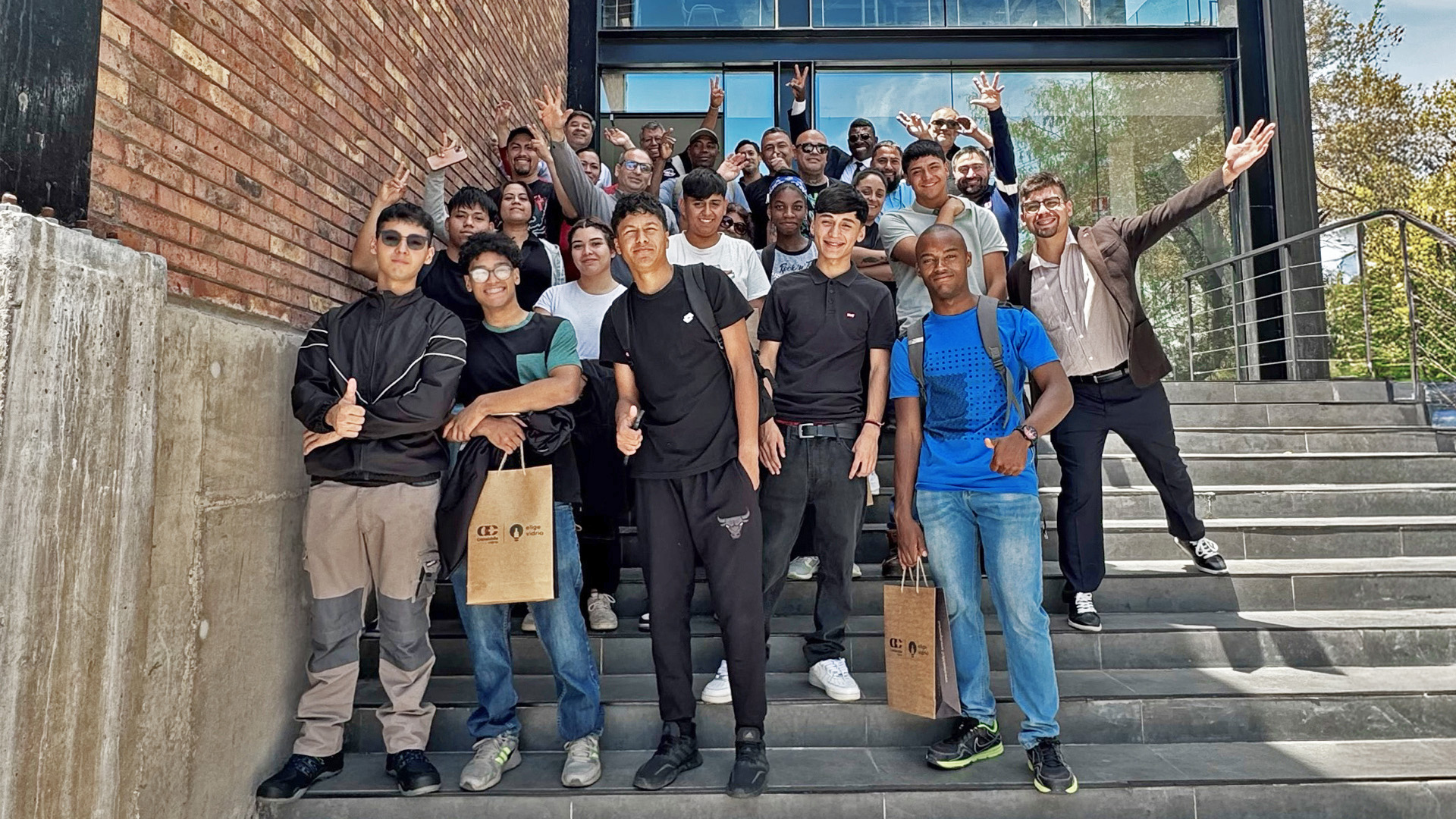 ¡DAMOS LA BIENVENIDA A LOS DUALES 2025 DEL COLEGIO INDUSTRIAL CHILENO ALEMÁN!